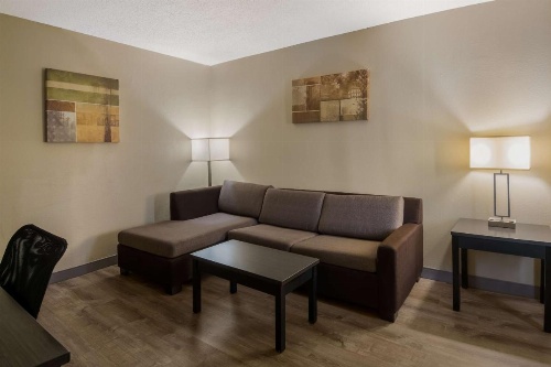 SureStay Plus Hotel by Best Western Jackson image 7
