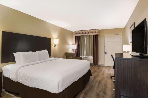 SureStay Plus Hotel by Best Western Jackson image 13